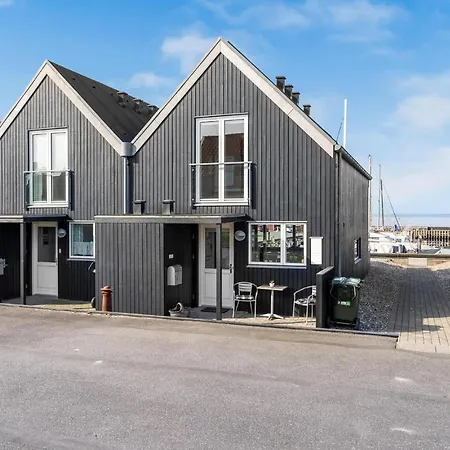 Σπίτι διακοπών Two-bedroom In Tranekar