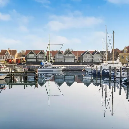 Two-bedroom In Tranekar Nyaraló