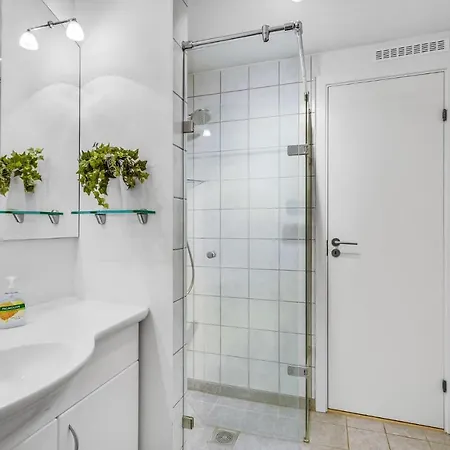 Two-bedroom In Tranekar Nyaraló