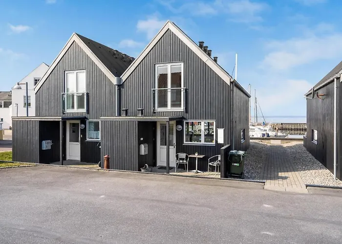 Σπίτι διακοπών Two-bedroom In Tranekar